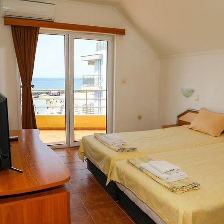 Hotel Sofia Beach ネセバル エクステリア 写真