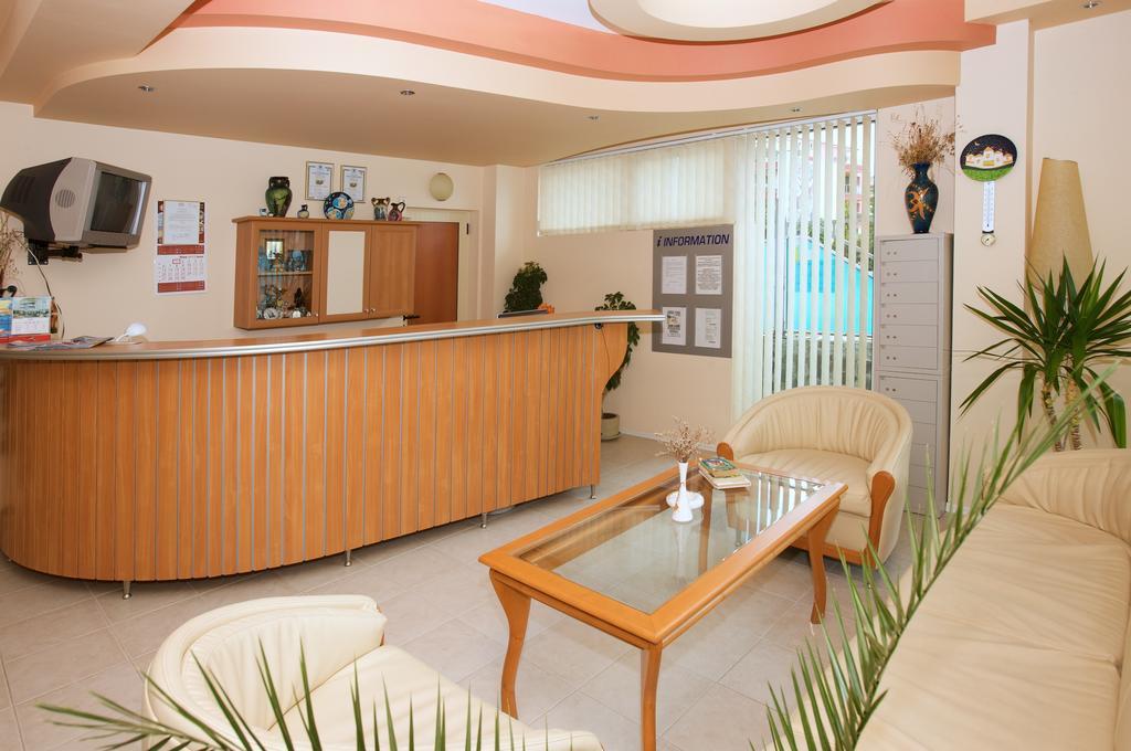 Hotel Sofia Beach ネセバル エクステリア 写真