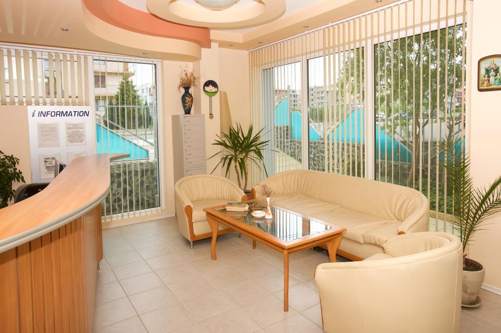 Hotel Sofia Beach ネセバル エクステリア 写真