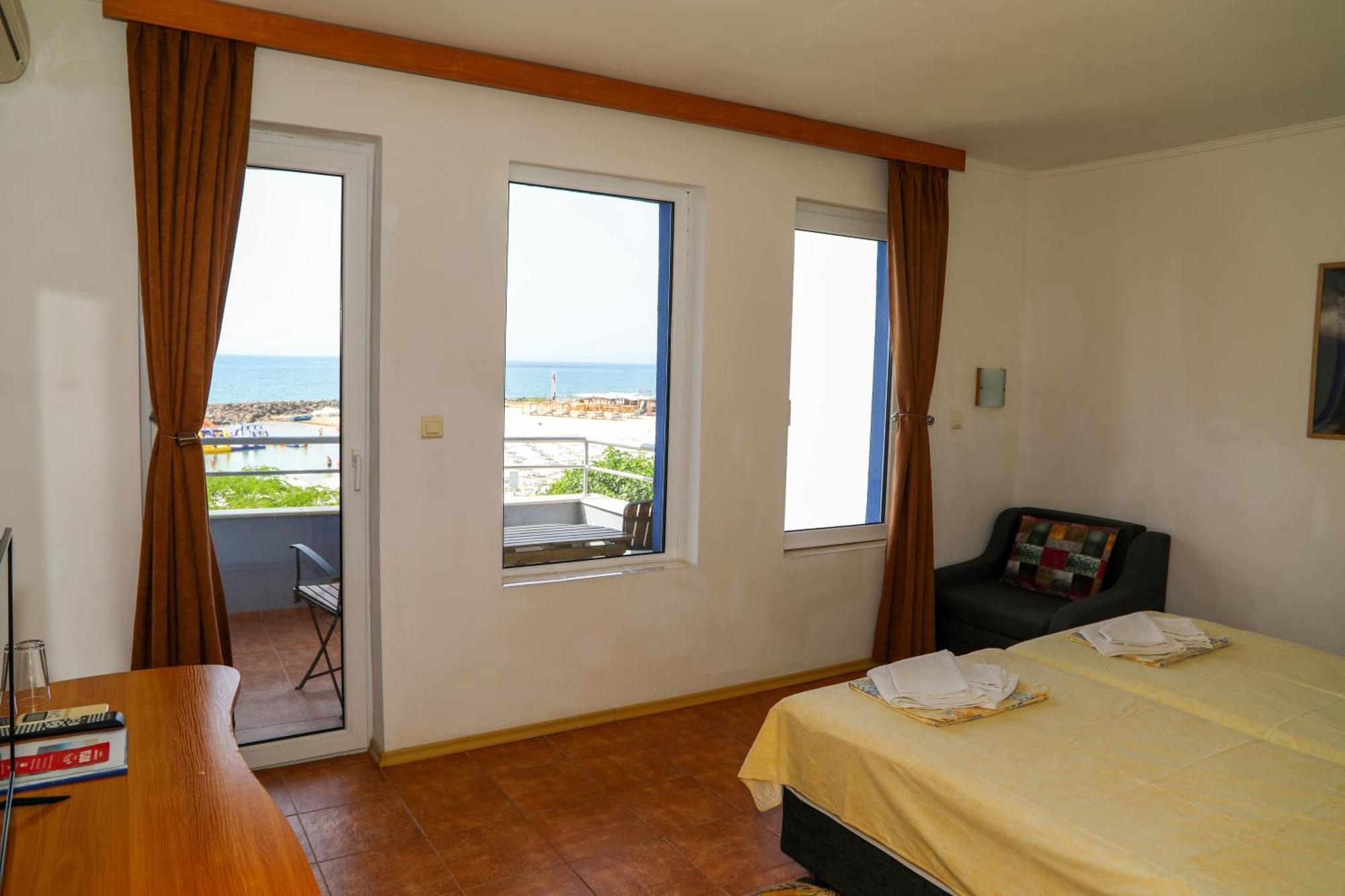 Hotel Sofia Beach ネセバル エクステリア 写真