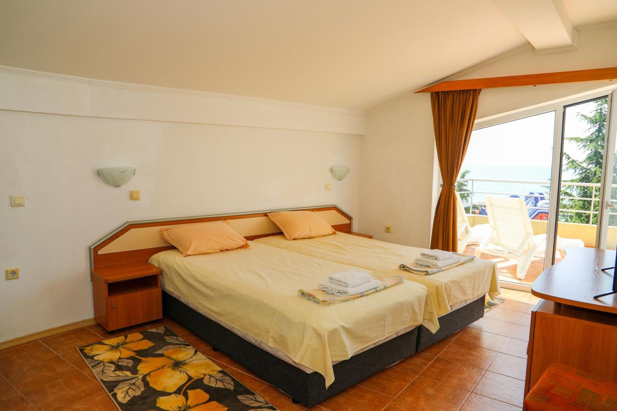Hotel Sofia Beach ネセバル エクステリア 写真